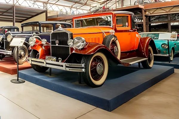 Museo del Automóvil & Museo del Vino - Hotel Santa Cruz