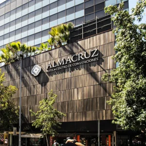 Fachada Hotel Almacruz